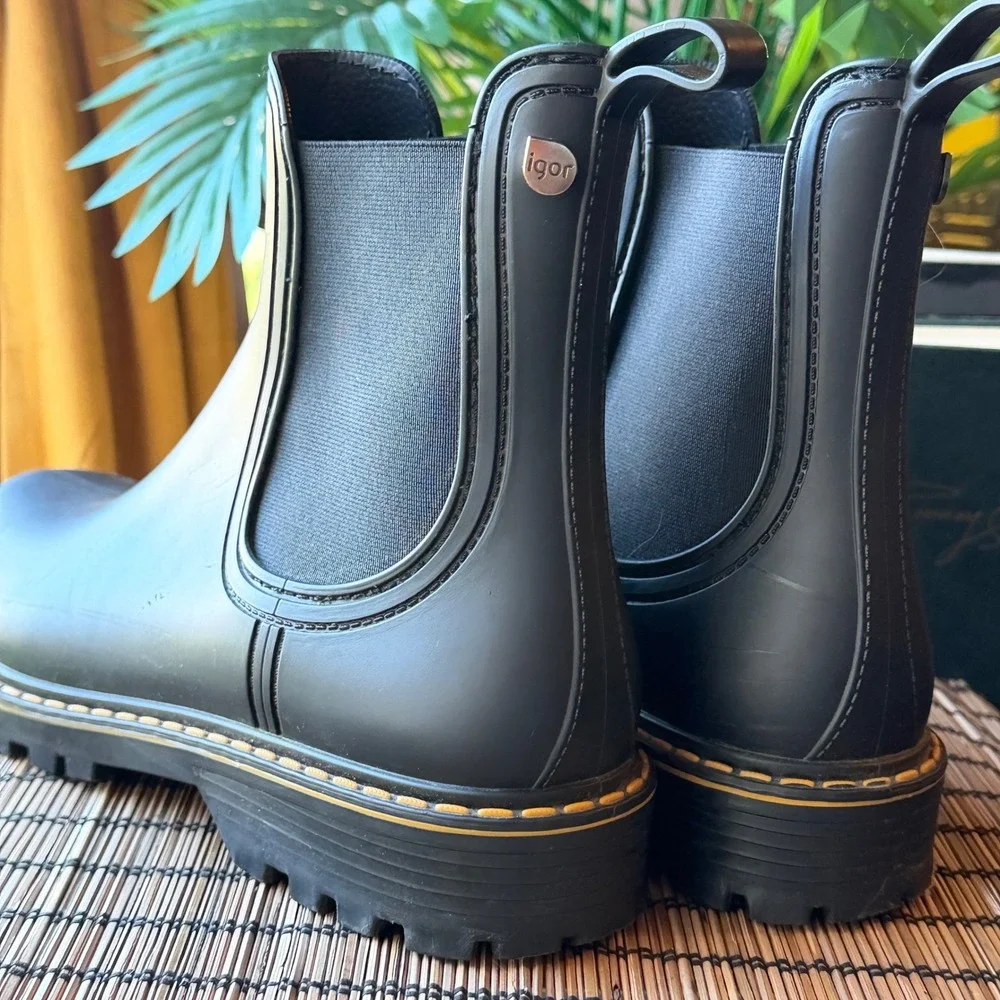 Igor Women Black Matte Chelsea Rain Boots Yellow Stitch Ankle Booties Waterproof